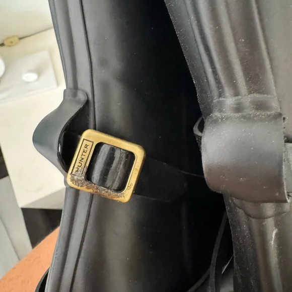 Hunter Classic Wedge Black Knee-High Boots - Picture 4 of 6